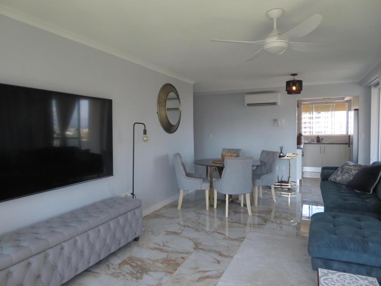 Surfers Beachside Holiday Apartments Gold Coast Bilik gambar